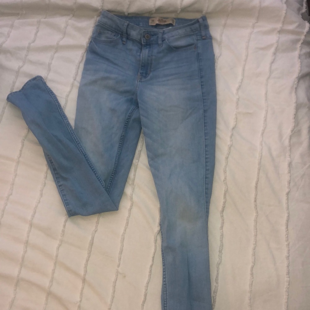 Hollister jeans